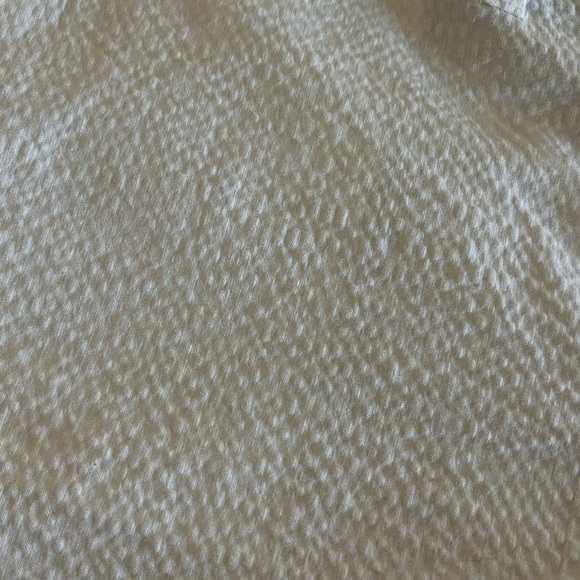 Women's SOUTHERN TIDE White Seersucker shorts size 14 in excellent shape - Picture 2 of 11